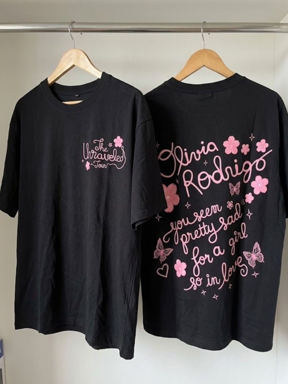 Olivia Rodrigo The Unraveled Tour 2026 T-Shirt Reprint